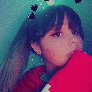 Meet your Posher, Leila